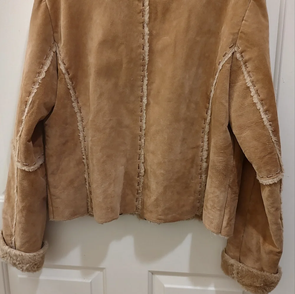 Jacket - Picture 4 of 7